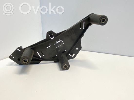 BMW 3 E90 E91 Other engine part 1362780545901 7805459 62440410