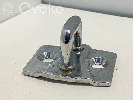 BMW 3 E90 E91 Front door lock loop/hook striker 7067805