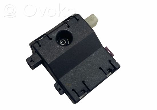 BMW 3 E90 E91 Antenna control unit 6520693464806 6934648 10819610