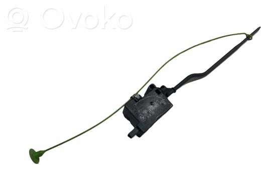 BMW 3 E90 E91 Fuel tank cap lock 67116987632 6987632