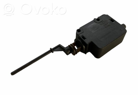 BMW X5 E53 Fuel tank cap lock motor 8355056 51268355056