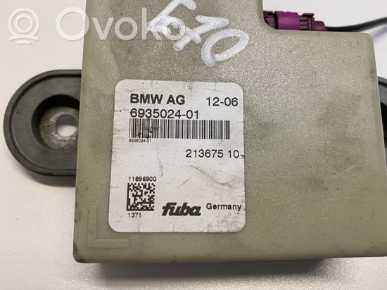 BMW 3 F30 F31 F80 Aerial antenna amplifier 6935024