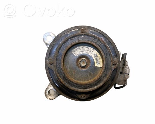 BMW 3 F30 F31 F80 Air conditioning (A/C) compressor (pump) 9330829
