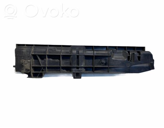 BMW 3 E90 E91 Radiator mount bracket 7524912