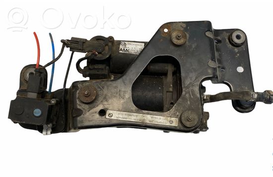 BMW X5 E70 Air suspension compressor/pump 6775479