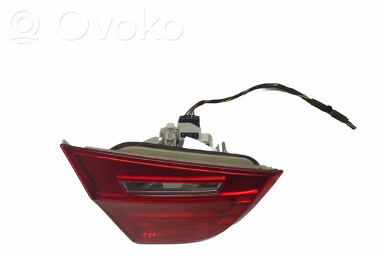 BMW 3 E90 E91 Tailgate rear/tail lights 7154155
