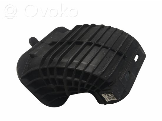 BMW M4 F82 F83 Air intake duct part 7613156