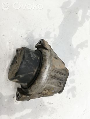 BMW 3 E90 E91 Engine mount bracket 13981112 139811