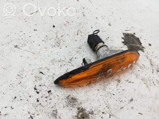 BMW 3 E46 Front fender indicator light 69113685
