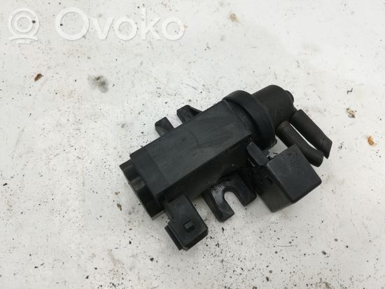 BMW 5 E60 E61 Turbo solenoid valve 70057900 7796634