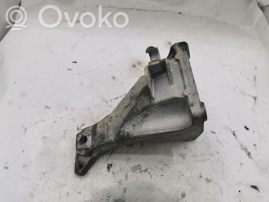 BMW 1 E81 E87 Engine mounting bracket 2211678191601 13807410
