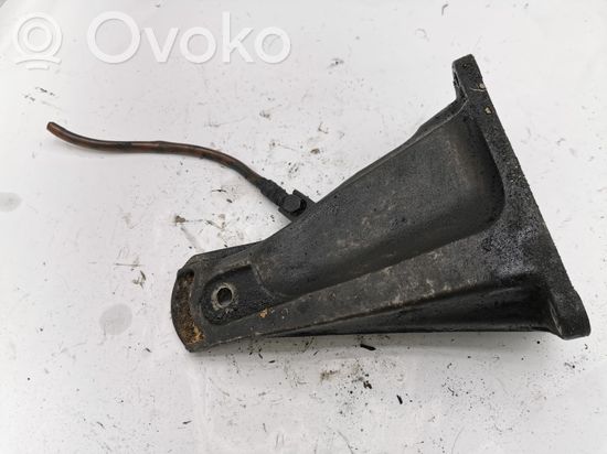 BMW 5 E60 E61 Engine mounting bracket 2211676115001 73681310 6761150