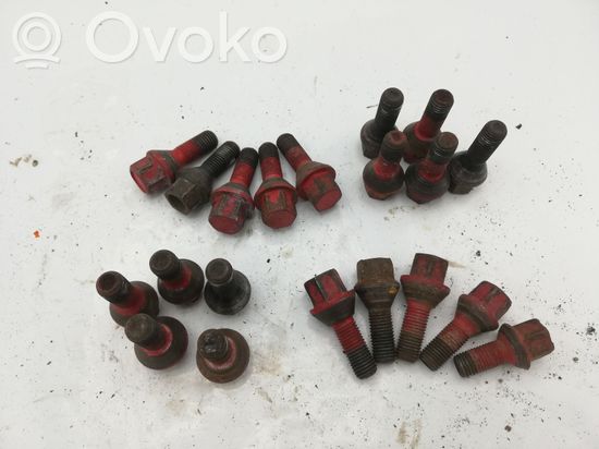 BMW 3 E46 Nuts/bolts NOCODE