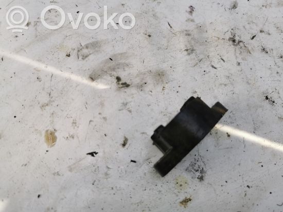 BMW 5 E60 E61 Fuel Injector clamp holder NOCODE
