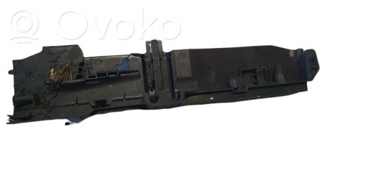 BMW 3 E90 E91 Radiator mount bracket 17107524912 11074810