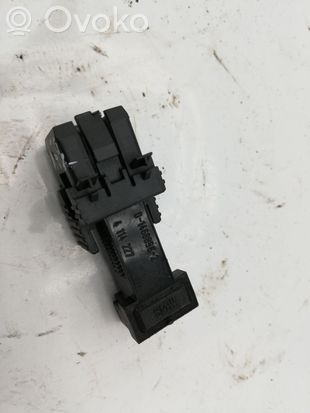 BMW 5 E60 E61 Brake pedal sensor switch 1468896 4114227