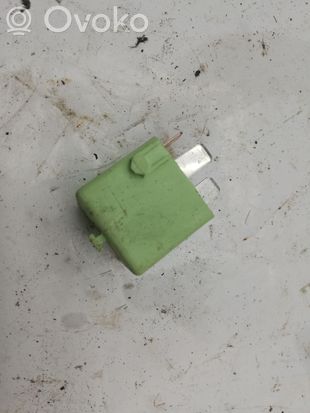 BMW 1 E81 E87 Other relay 61368373700 8373700