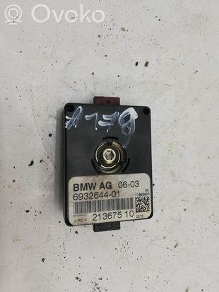 BMW 5 E60 E61 Aerial antenna amplifier 693264401 6932644