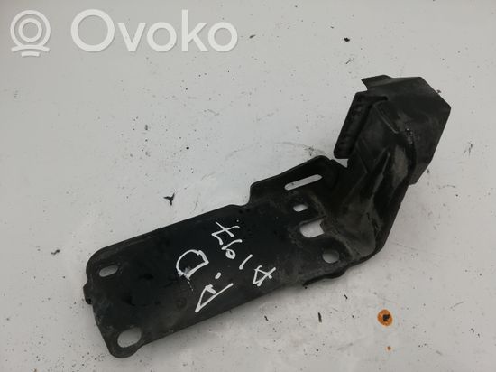BMW 3 E90 E91 Radiator mount bracket 51647117 23781010