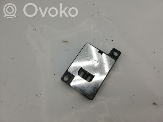 BMW X5 E70 Aerial antenna amplifier 84504928461 6928461