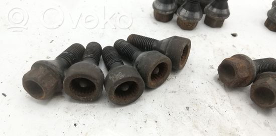 BMW 5 E60 E61 Nuts/bolts NOCODE