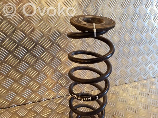 Volkswagen Golf V Rear coil spring