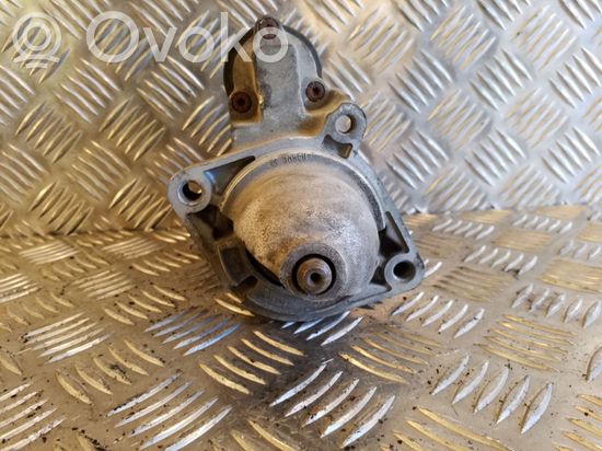 BMW 5 E39 Starter motor 0001108157 1740374