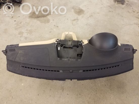 BMW X3 E83 Dashboard 050910504 393597S 00077845753