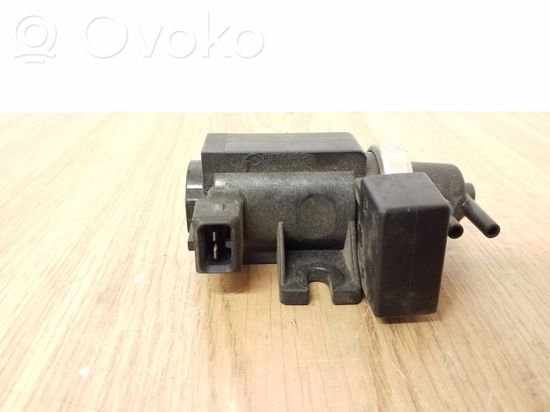BMW X3 E83 Turbo solenoid valve 72279600 2247906