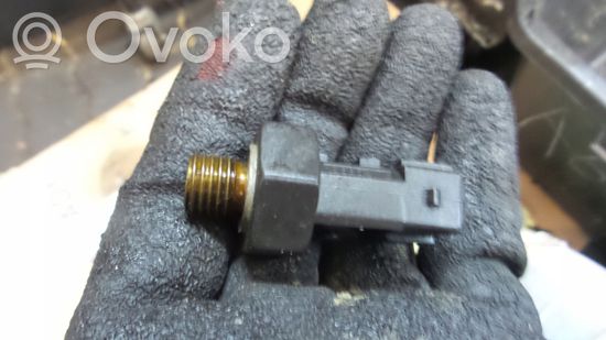 BMW 1 E81 E87 Oil pressure sensor 7549796