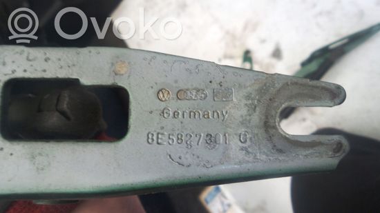 Audi A4 S4 B6 8E 8H Tailgate/trunk/boot hinge