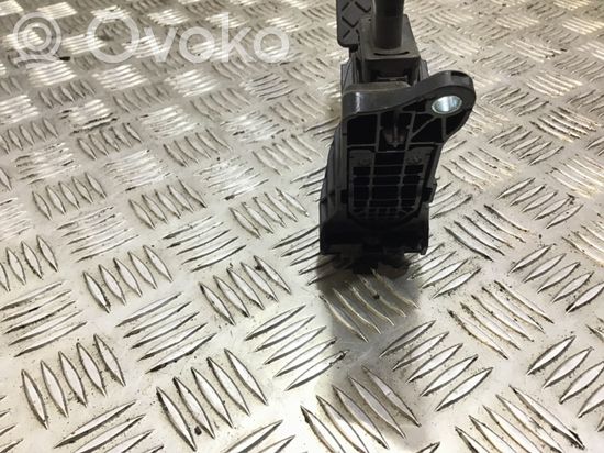 Audi Q7 4M Accelerator throttle pedal 8W1723523