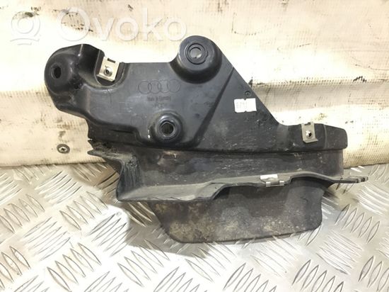 Audi Q7 4M Rear mudguard 4M0854816E