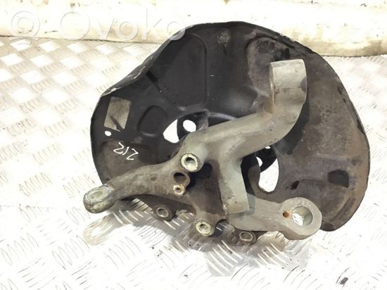 Mercedes-Benz E W212 Front wheel hub A2124201144