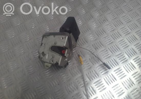 BMW 5 E39 Rear door lock 8352165