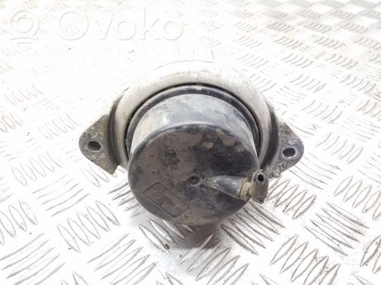 BMW 3 E90 E91 Engine mount bracket 6773742
