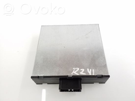 BMW 1 F20 F21 Voltage converter/converter module 9251984 8ES01013401 0369533424