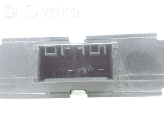 BMW X3 F25 Voltage converter/converter module 9251984 61429251984