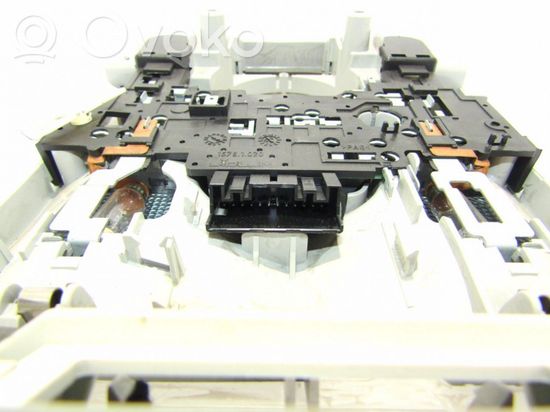 Audi A3 S3 8P Other interior light 8E0947565
