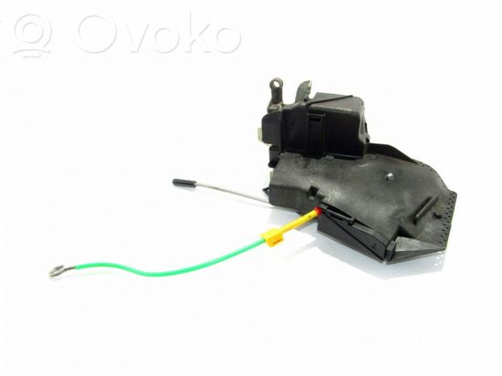 BMW 5 E39 Front door lock 82350969