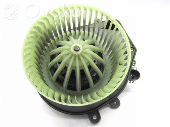 Volkswagen PASSAT B5 Heater fan/blower 740221233F