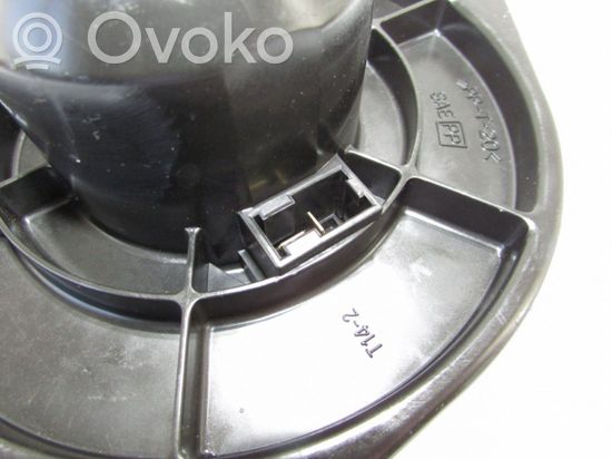 Volkswagen Polo I 86 Heater fan/blower 65666