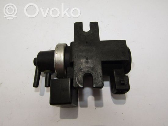 BMW 3 E46 Vacuum valve 72279600