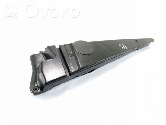 BMW 5 E39 Rear door speaker 27525