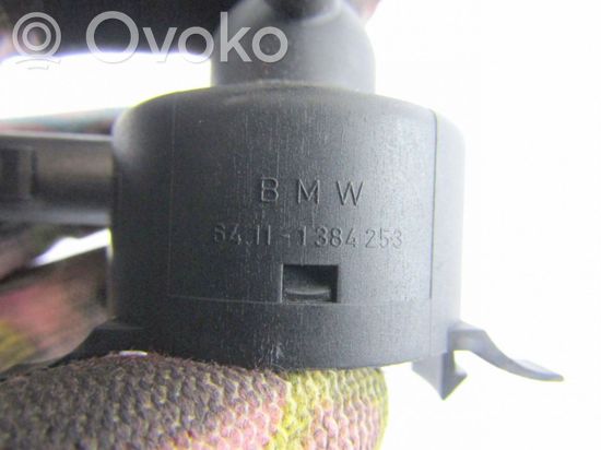 BMW 5 E39 Vacuum valve 64111384253
