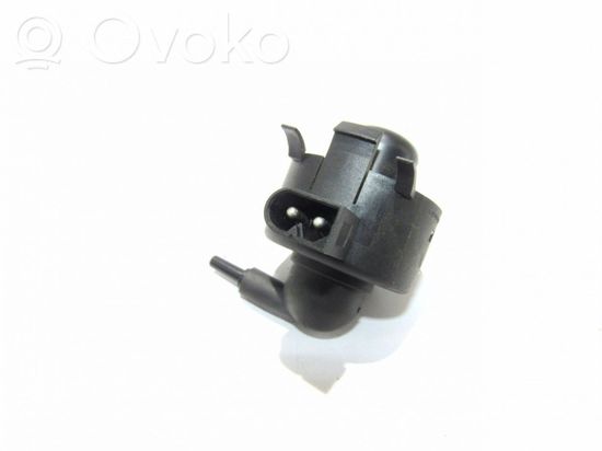 BMW 5 E39 Vacuum valve 64111384253