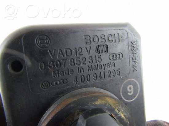 Audi A4 S4 B5 8D Headlight level adjustment motor 0307852315