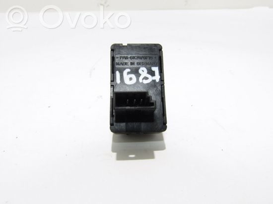 BMW 1 E81 E87 Electric window control switch 6935534