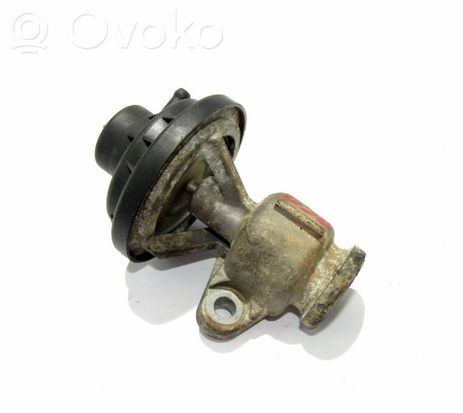 Volkswagen Caddy EGR valve 038131501