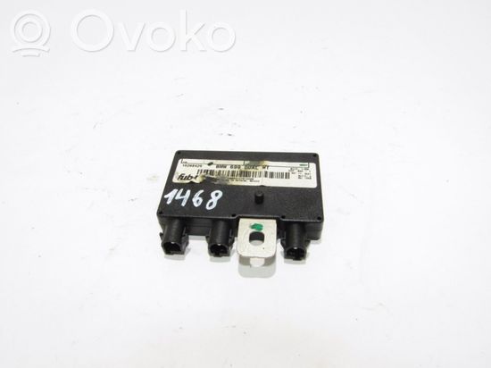BMW 3 E46 Aerial antenna amplifier 65248380944